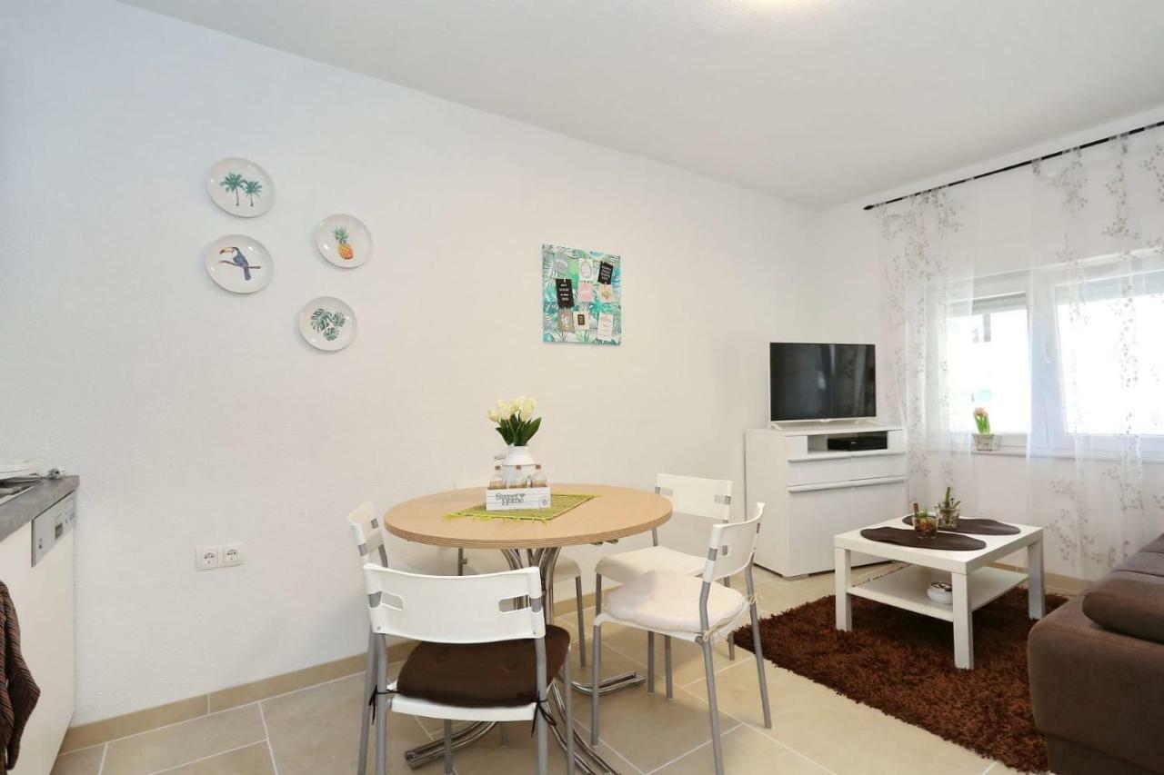 Malu Vir Apartment Bagian luar foto