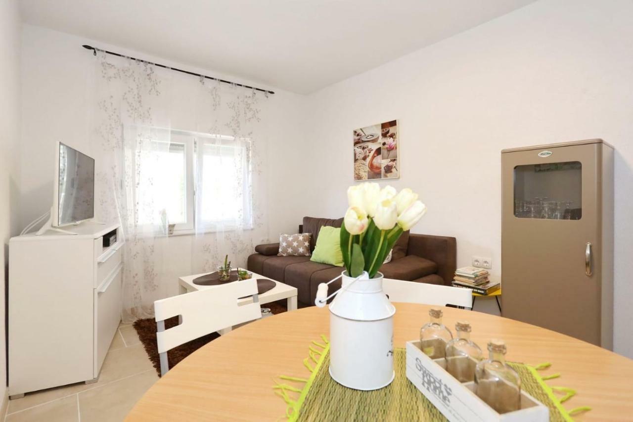 Malu Vir Apartment Bagian luar foto