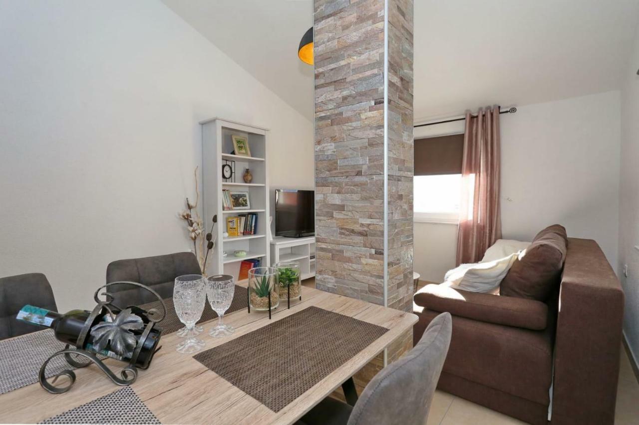 Malu Vir Apartment Bagian luar foto