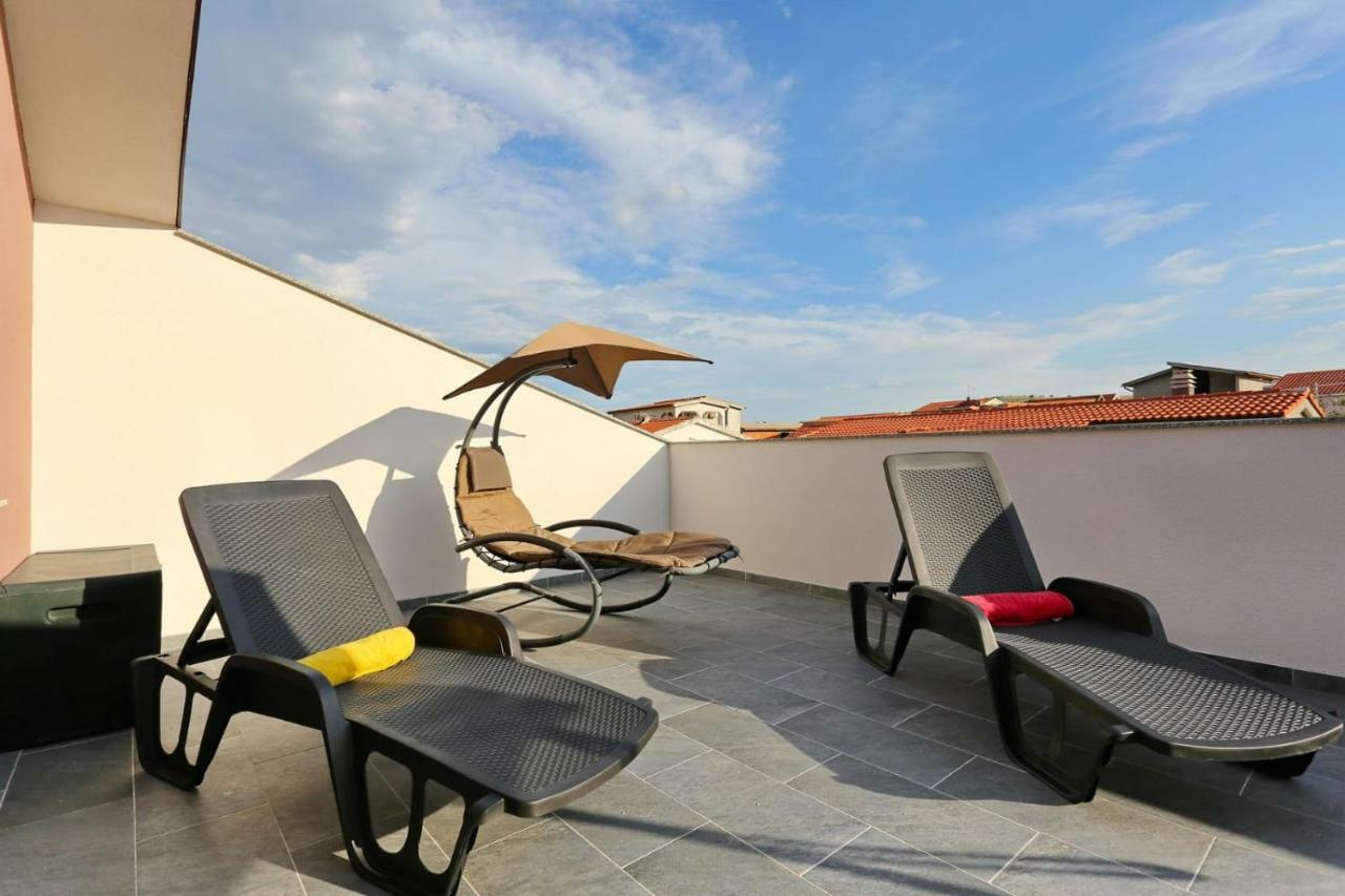 Malu Vir Apartment Bagian luar foto