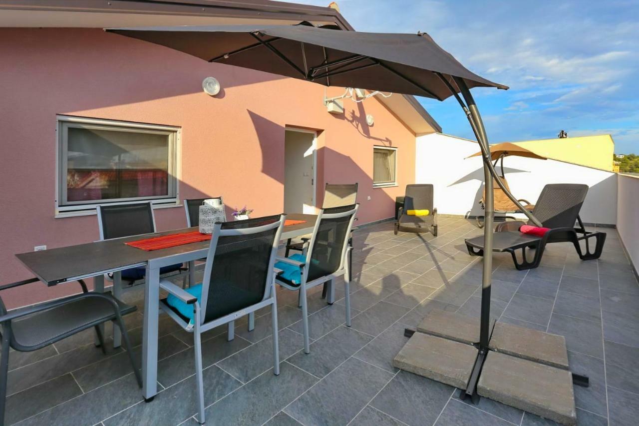 Malu Vir Apartment Bagian luar foto