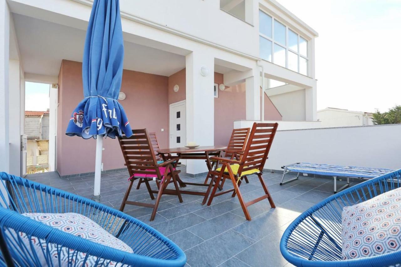 Malu Vir Apartment Bagian luar foto